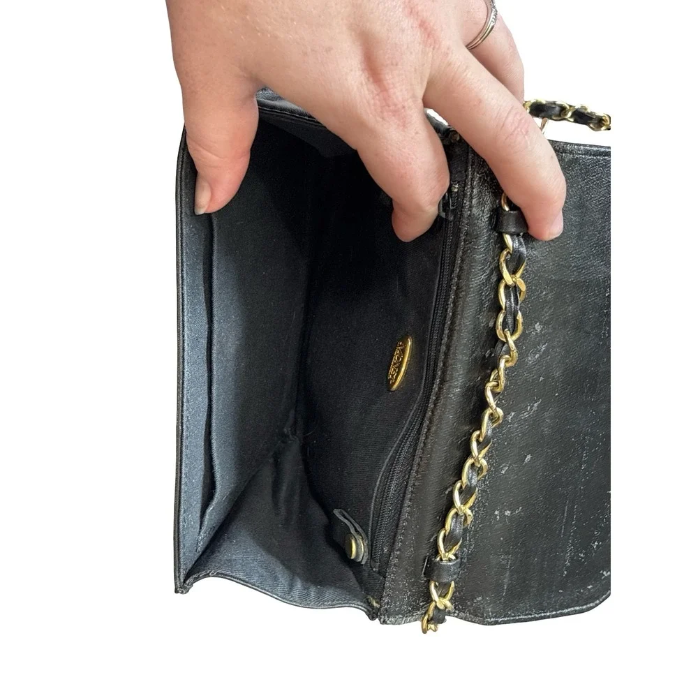 Monet Vintage Black Leather Crossbody Bag Gold‎ Chain Strap Small Envelope Purse
